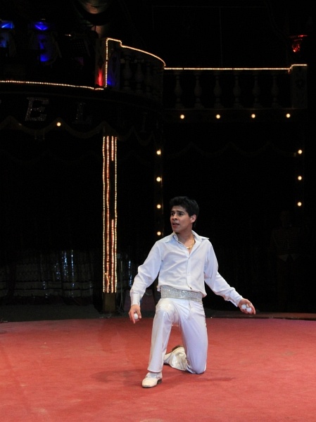 Circus Barelli   123.jpg